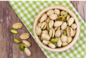 Các nghiên cứu khoa học từ các tổ chức y tế uy tín đã chứng minh rằng việc bổ sung các loại hạt phù hợp vào chế độ ăn không chỉ giúp giảm cân mà còn cải thiện sức khỏe toàn diện.