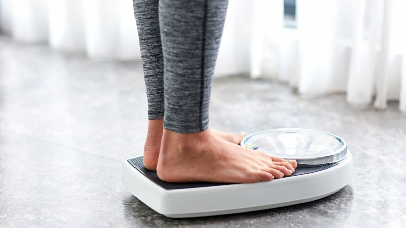 Hạnh nhân là thực phẩm dinh dưỡng giàu protein, chất xơ và chất béo lành mạnh, hỗ trợ người tập gym, thể thao kiểm soát cân nặng, tăng cơ và duy trì sức khỏe toàn diện.